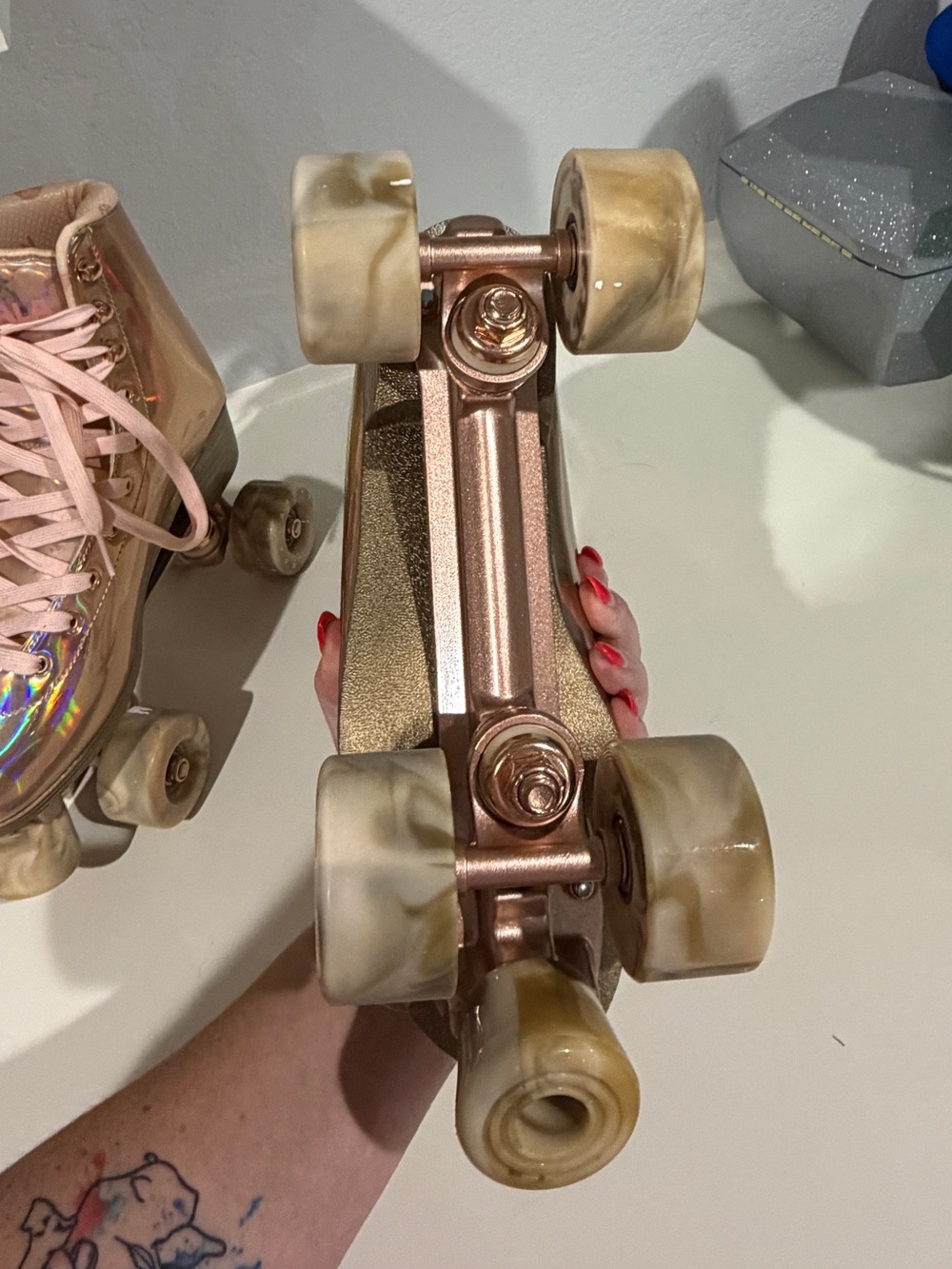 Rose Gold Impala Roller Skates - Picture 4 of 6